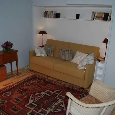 Haus Pamir _ App_ 8 *